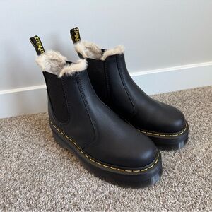 Dr Martens Platform 2976 fur lined Chelsea boots